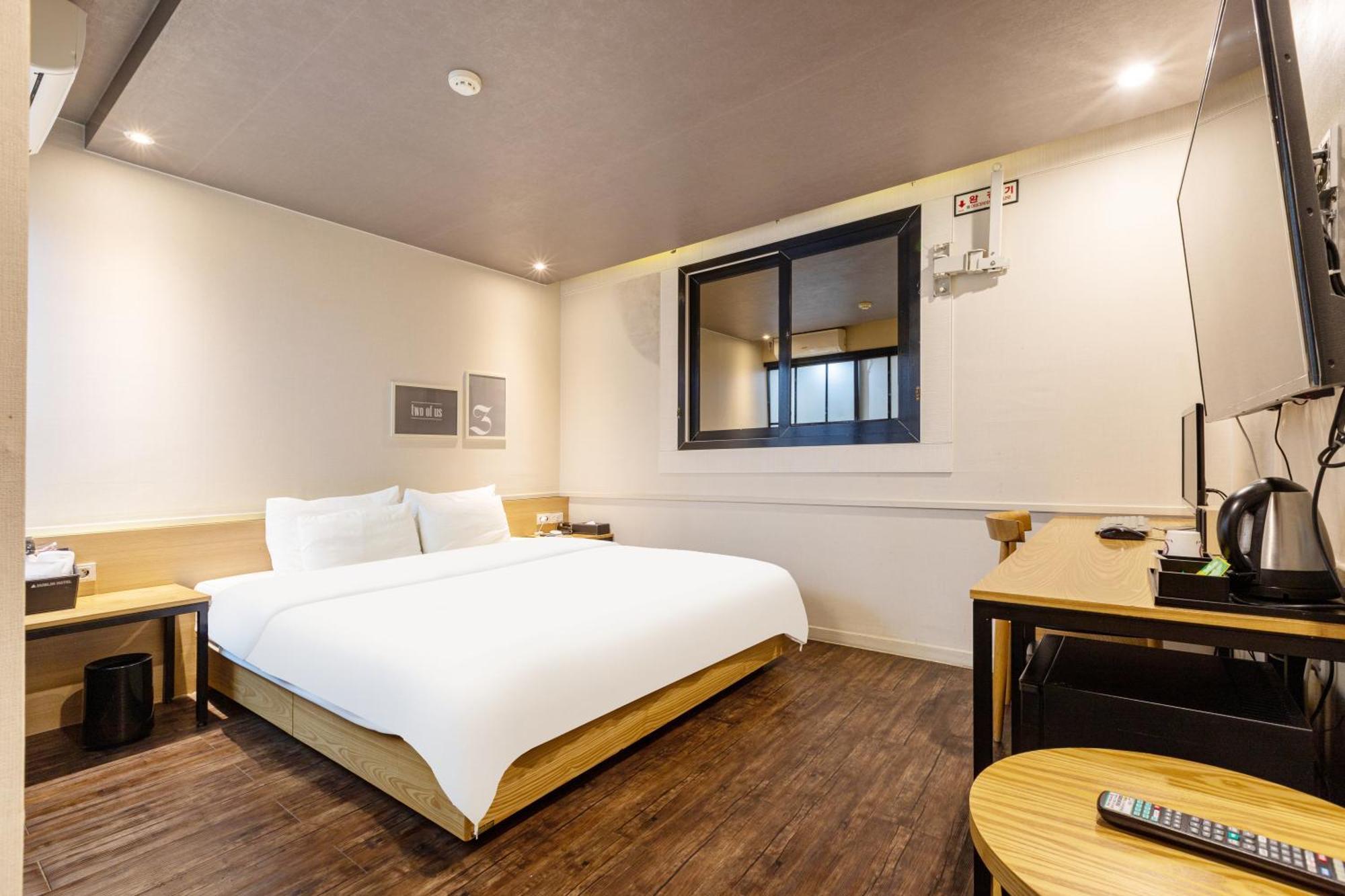 Dublin Hotel Busan Exteriör bild