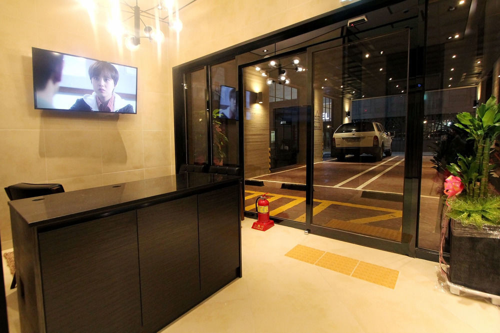 Dublin Hotel Busan Exteriör bild