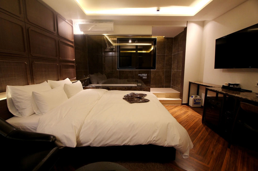 Dublin Hotel Busan Exteriör bild