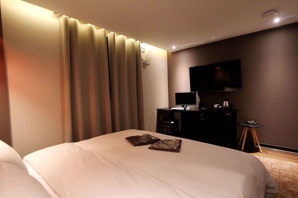 Dublin Hotel Busan Exteriör bild
